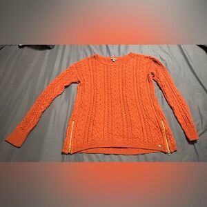 Knit sweater zipper sides